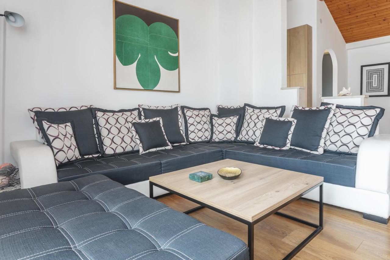 Center Apartment Golden Ray بول المظهر الخارجي الصورة
