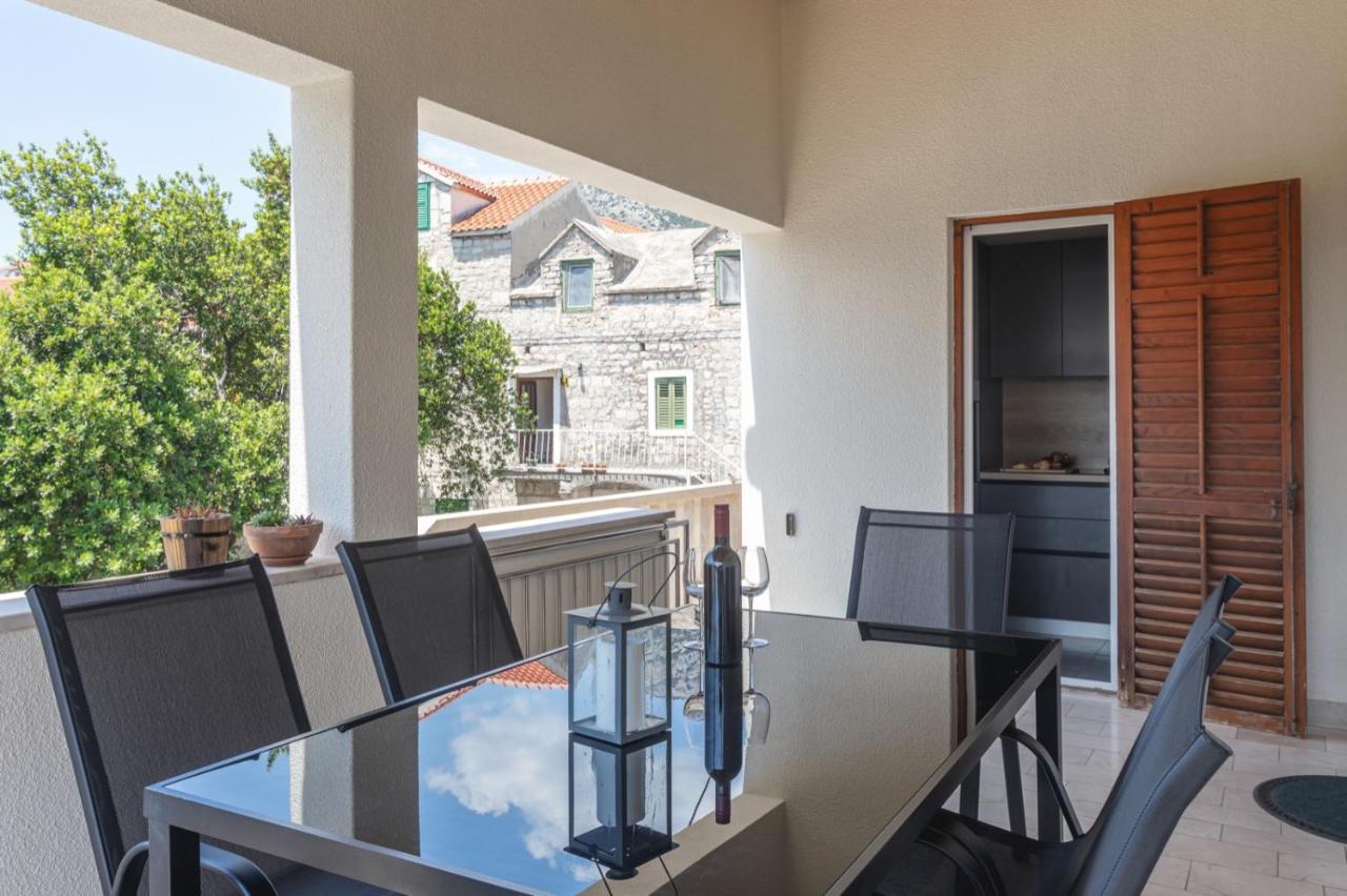 Center Apartment Golden Ray بول المظهر الخارجي الصورة