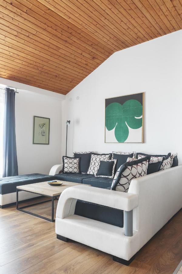 Center Apartment Golden Ray بول المظهر الخارجي الصورة