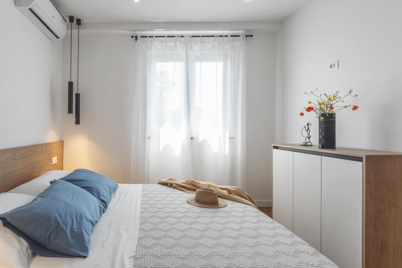 Center Apartment Golden Ray بول المظهر الخارجي الصورة
